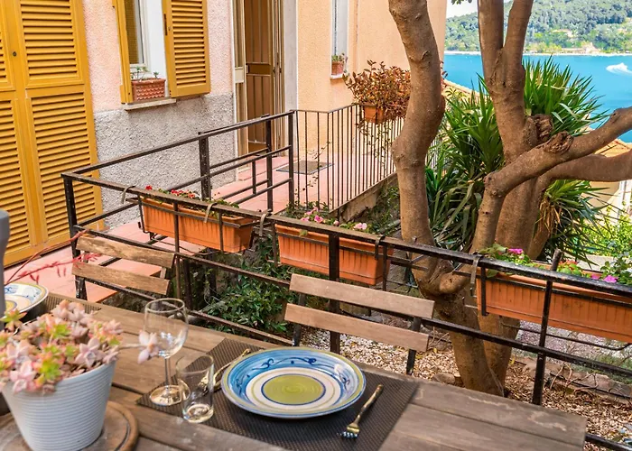 Lägenhet Casasolemare Terrace Seaview Ac Porto Venere